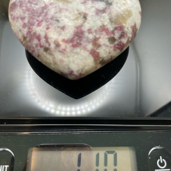 Natural Pink Tourmaline Quartz Crystal Carved Heart with stand 312G - Picture 4 of 4